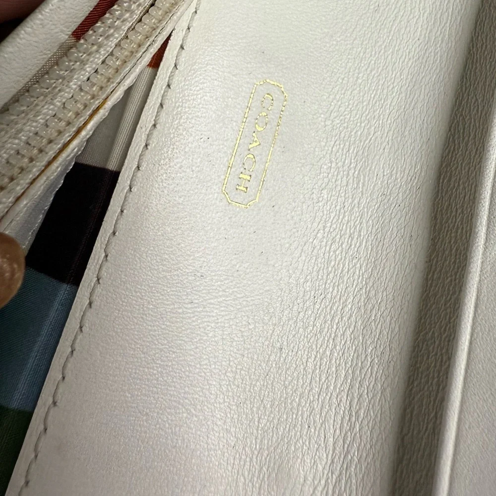 Coach Signature Patchwork Jacquard 65th Anniversary Trifold Wallet White Leather - Picture 15 of 15